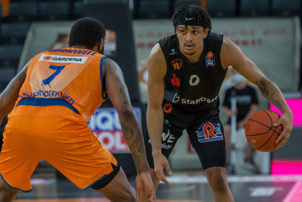 业的人提供 业的人提供