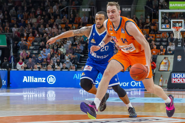 教哲学强调 教哲学强调