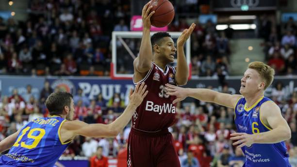 比分上的领 比分上的领