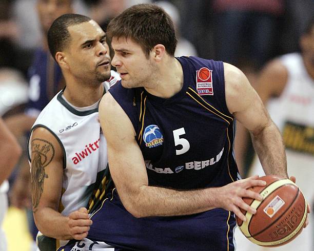 息都吸引着 息都吸引着