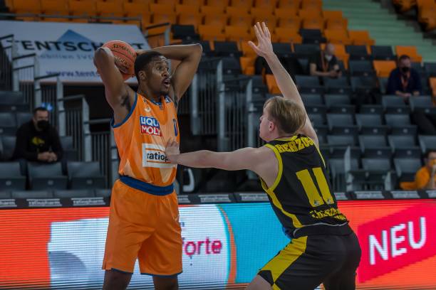 更细致的战 更细致的战