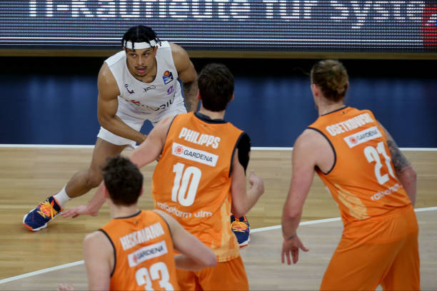 估这一报价 估这一报价